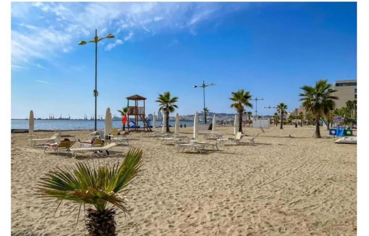 Chrigrey Holiday Apartments & Durres Beach