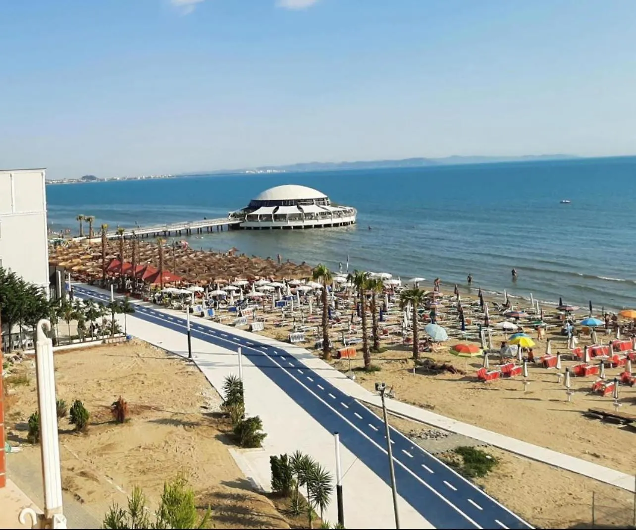Chrigrey Holiday Apartments & Durres Beach 0*,  ألبانيا