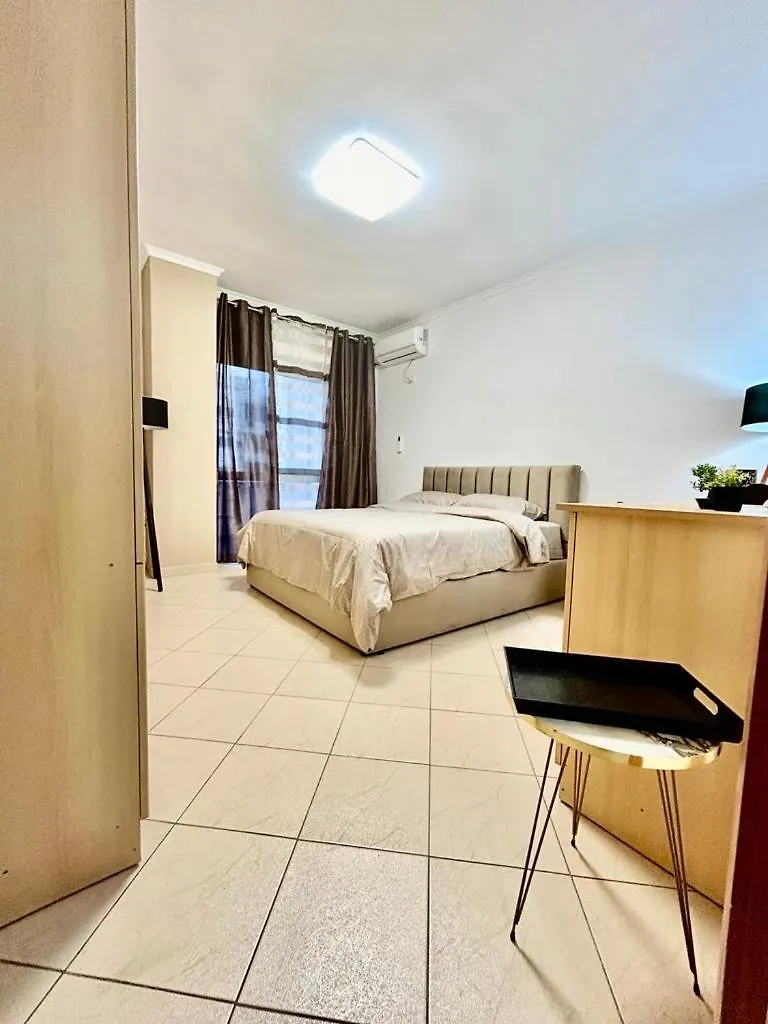Chrigrey Holiday Apartments & Durres Beach 0*,  ألبانيا