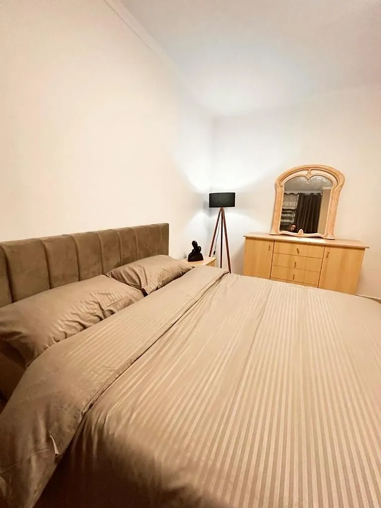 Chrigrey Holiday Apartments & Durres Beach