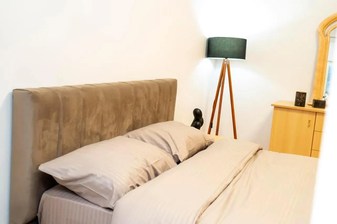 Chrigrey Holiday Apartments & Durres Beach
