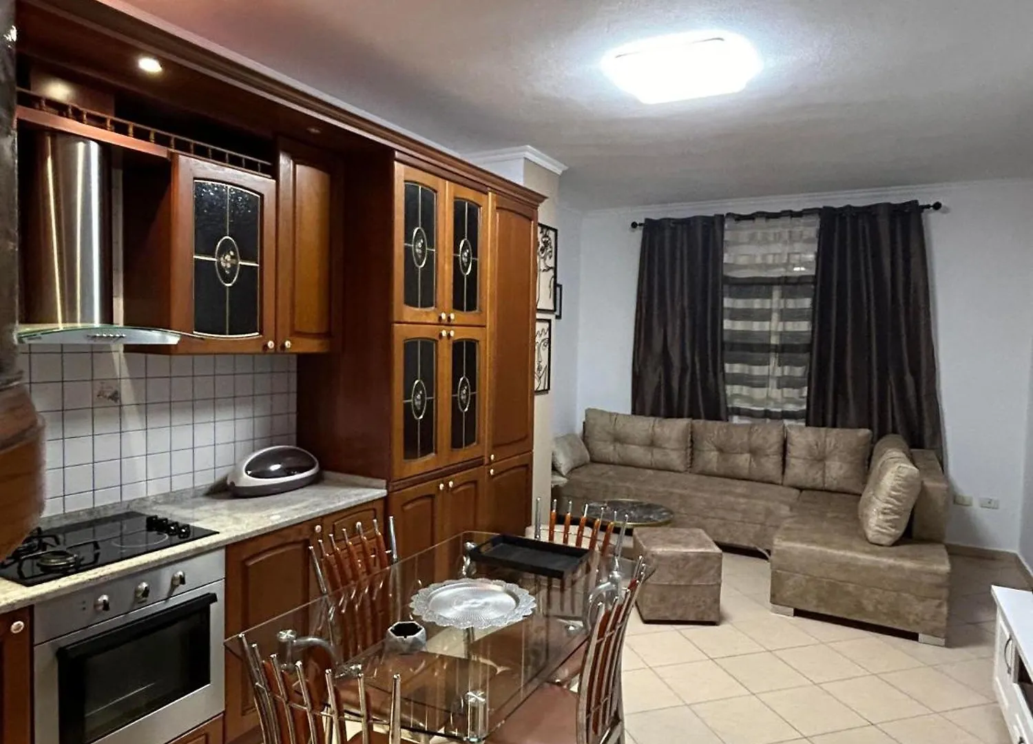 Chrigrey Holiday Apartments & Durres Beach