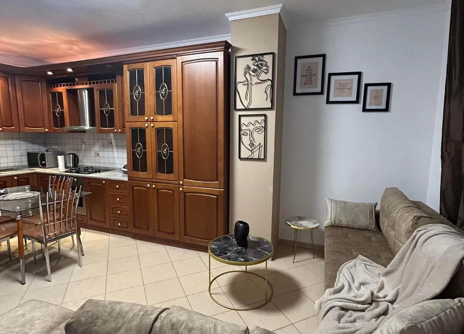 Chrigrey Holiday Apartments & Durres Beach ألبانيا
