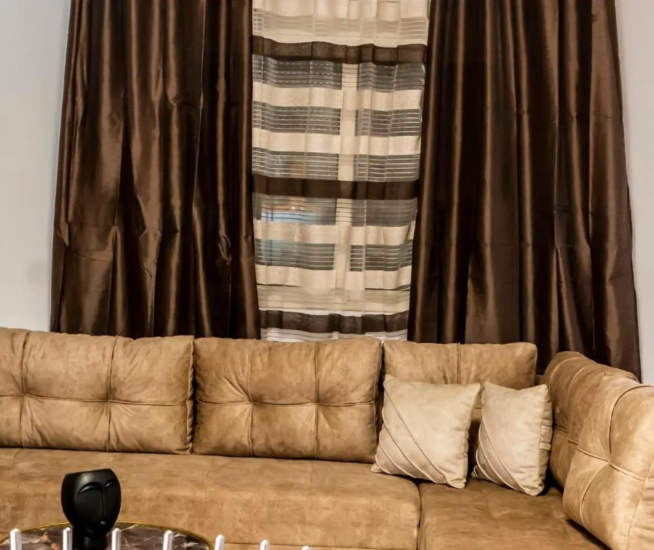 Chrigrey Holiday Apartments & Durres Beach