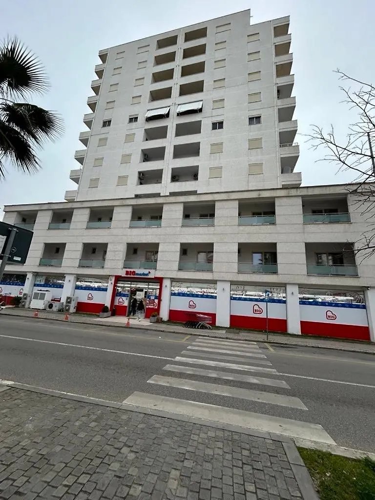 Chrigrey Holiday Apartments & Durres Beach 0*,